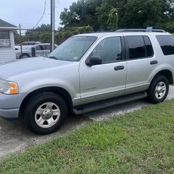 2002 Ford Explorer