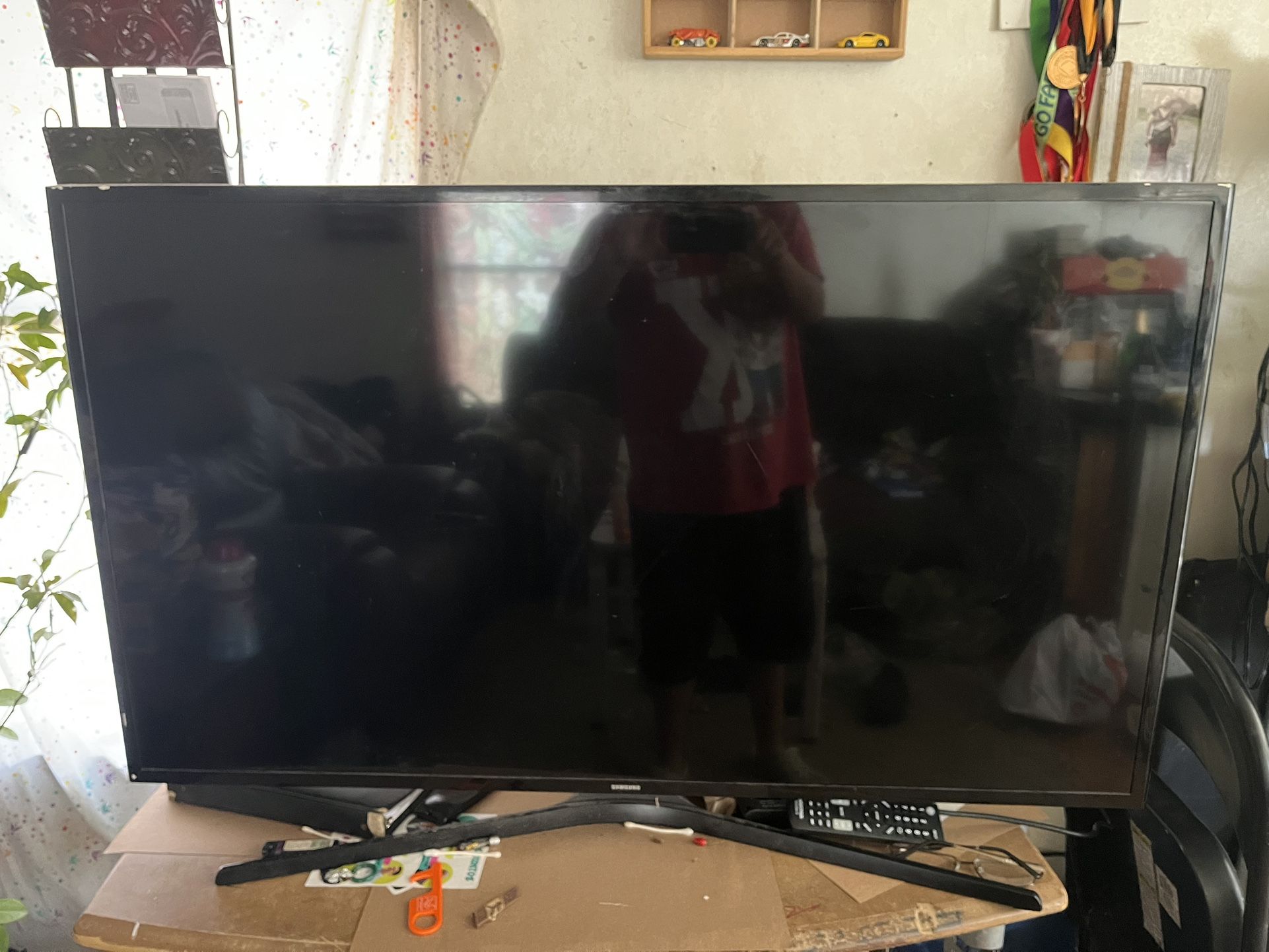 48in Samsung Tv