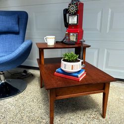 Mid Century Modern End Table
