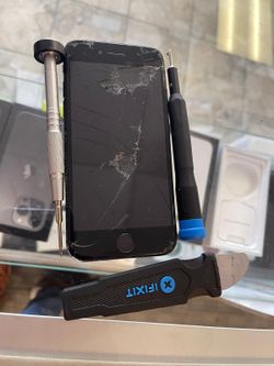 WE FIX PHONES ‼️
