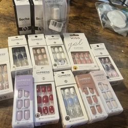 All about Nails - Press On, Top Coats, Nail Stand