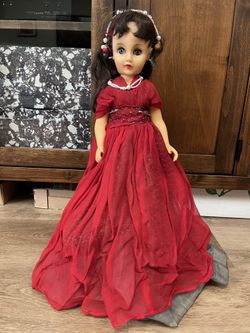 Taller Madame Alexander Gypsy Doll