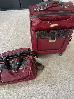 Samantha Brown Carry On Luggage Set