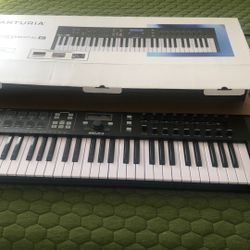 KEYLAB Essential 61/ brand new in a box