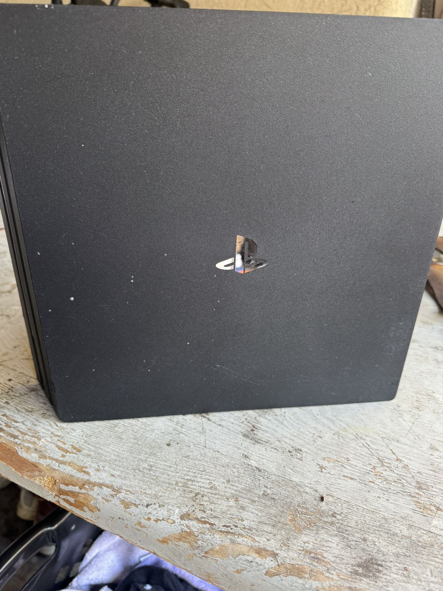 PS4 Pro 