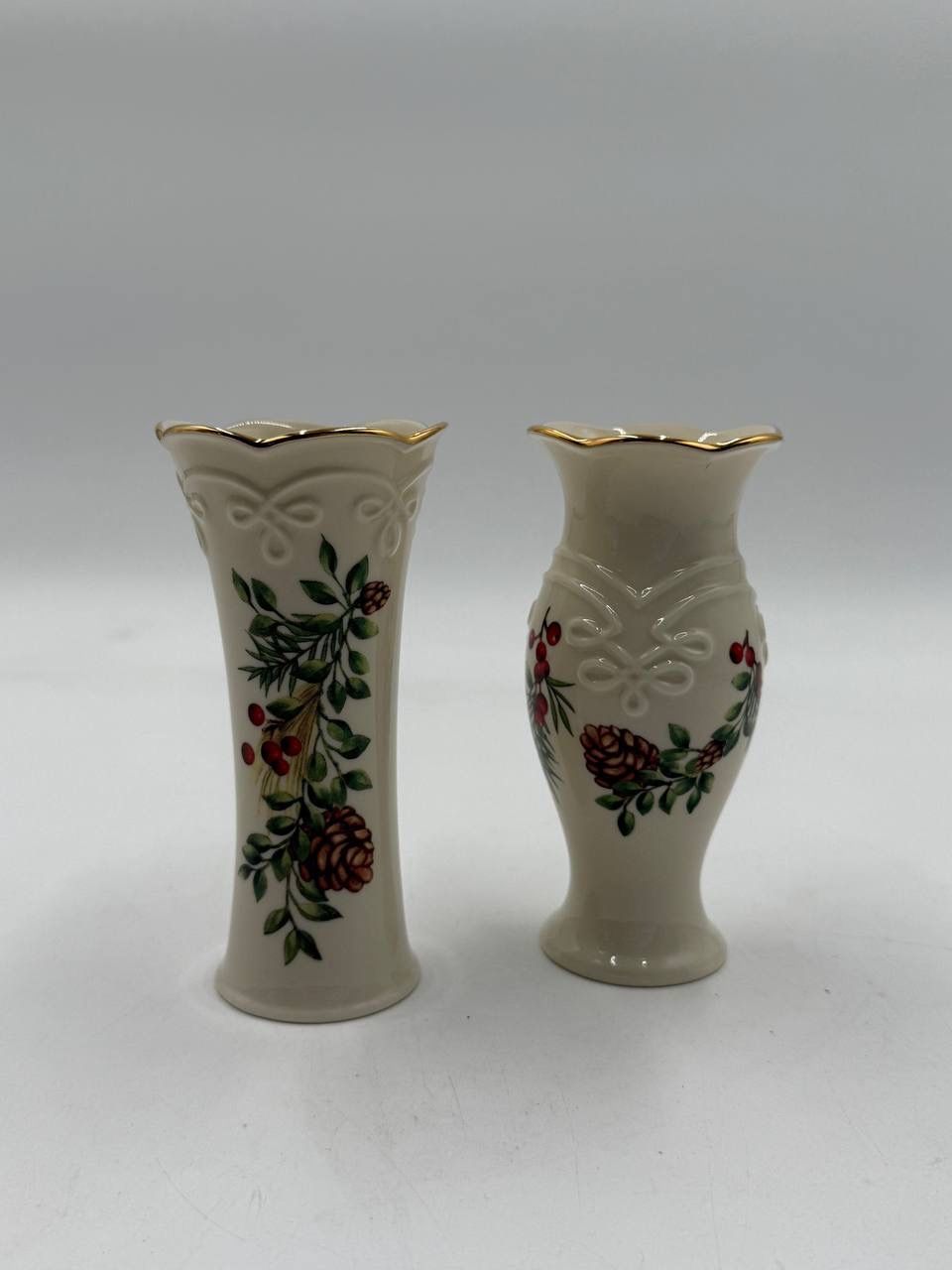 Lenox Bud Vases Williamsburg Boxwood & Pine Set 2-Holly Holiday Christmas 5"