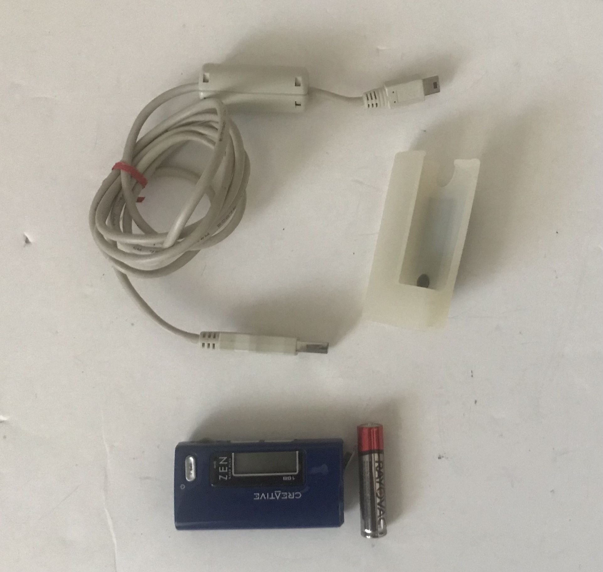 Excellent working condition Creative ZEN Nano Plus 1GB MP3 Music Player Blue