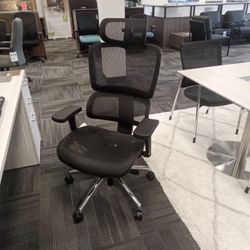 Office Chair - Pilot - New