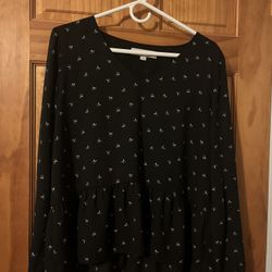 Small Loft Black V-Neck Long Sleeve Top With White Crescent Pattern With Ruffle Hem
