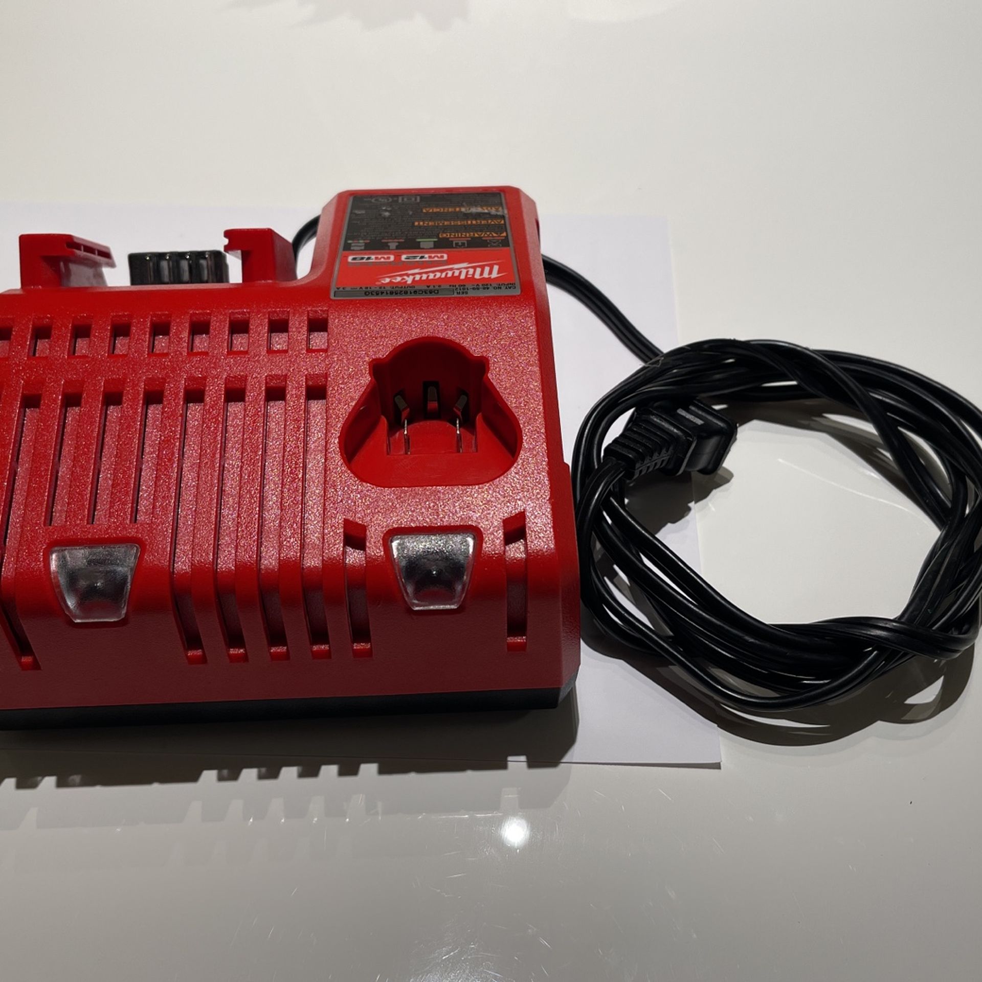 Milwaukee Sawzall (battery, Bag,charger) for Sale in Federal Way, WA