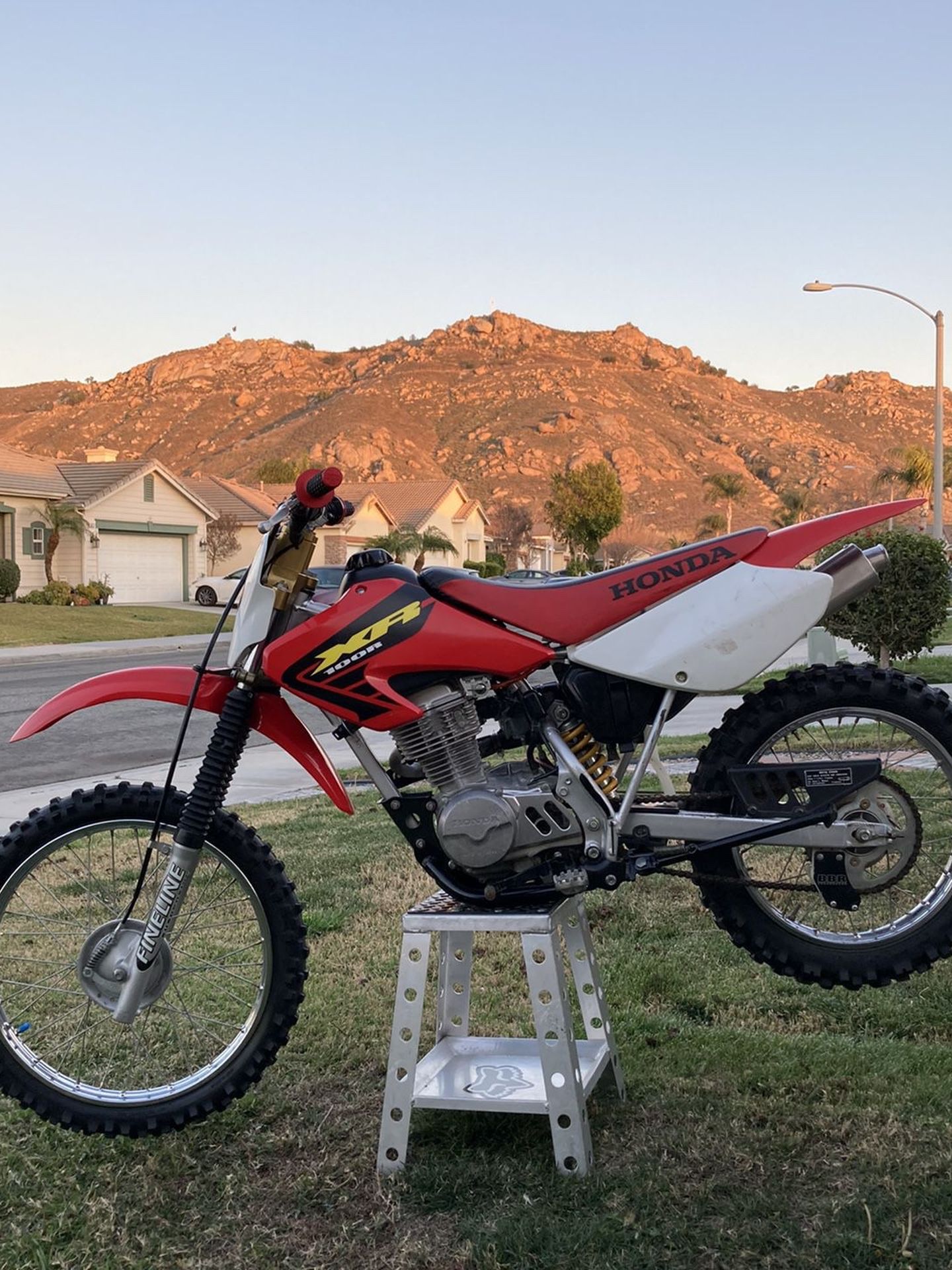 02’ Honda !! XR 100 R !!