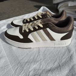 Brown Adidas | Men’s Size 13 