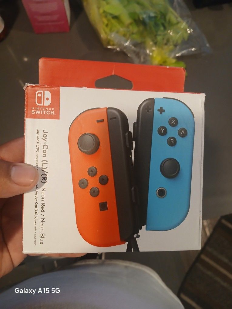 Nintendo Switch - Joy-Con (L/R) - Left Neon Red/ Right Neon Blue Controllers