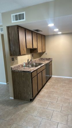 Free wood kitchen cabinets and stove