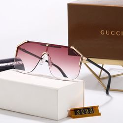 Luxury Men / Women's Sunglasse ✨️👉 Swipe For More Pics😍