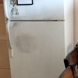 Full Size Fridge$30 as  is...