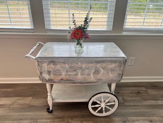Tea table/ table