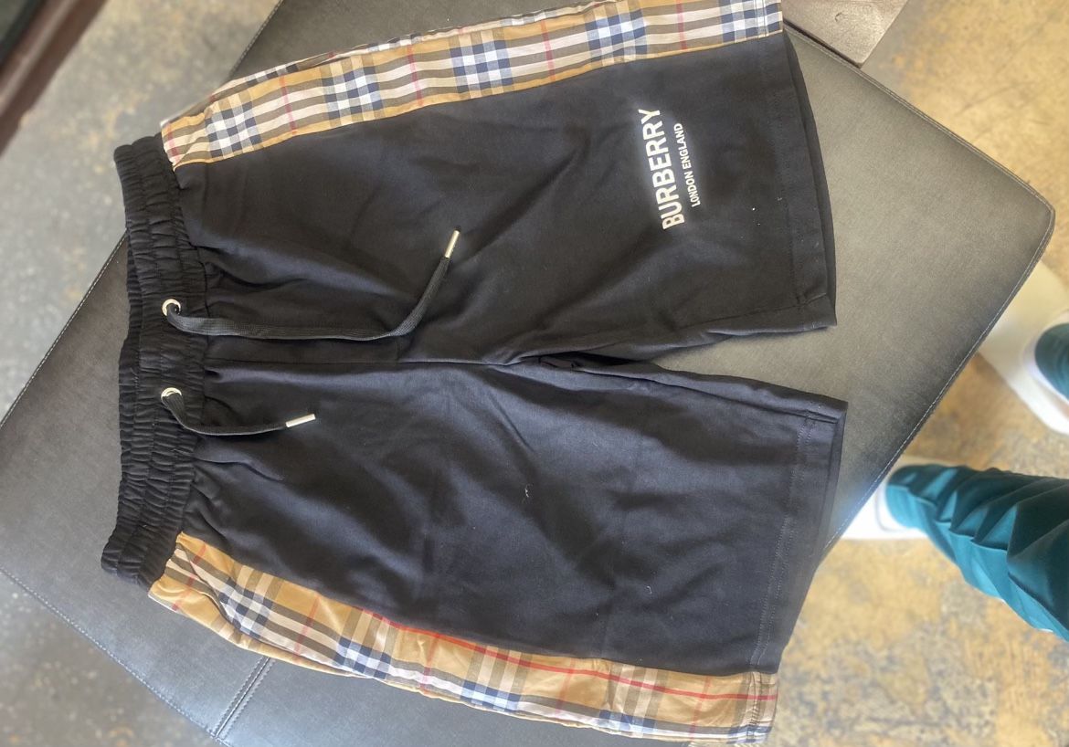 Burberry Shorts 