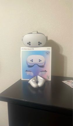 Meta Quest 3S VR Headset-LIKE NEW