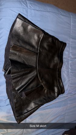 Women’s Leather Skort 