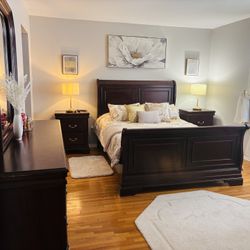 Entire Bedroom For Sale Queen frame