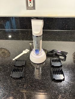 Cordless Pet Hair Trimmer Grooming Clipper LCD Display w/Charging Base & Guards