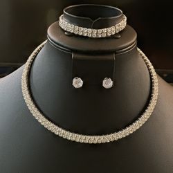 Necklace, Earrings & Bracelet set