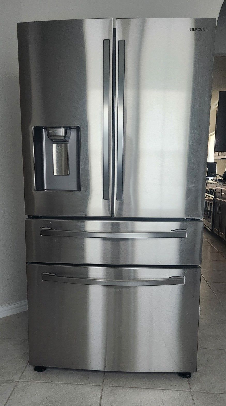 Samsung- 28 cu. ft. Standard Depth 4-Door French Door Smart Refrigerator in Fingerprint Resistant Stainless Steel