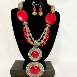 Himalayan Jewelry Big Pendant Necklace Set