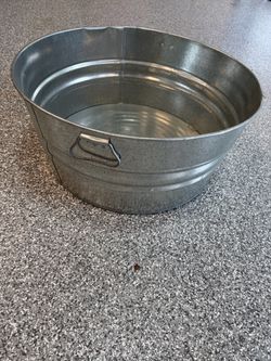Behrens 17-Gallon Galvanized Steel Tub