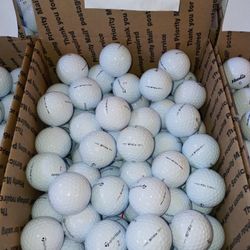 TaylorMade TP5x Golf balls