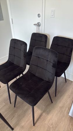 4 Black Dining Chairs