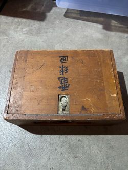 Vintage Japanese Wooden Artist Paint Box / Art Supply Case with Kanji