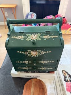 vintage Jewelry box