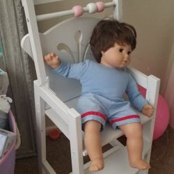 High chair for dolls + American girl doll