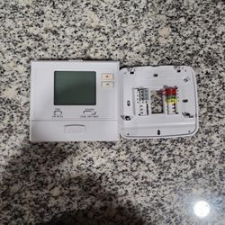 Electronic Thermostat, Heat Or Cool