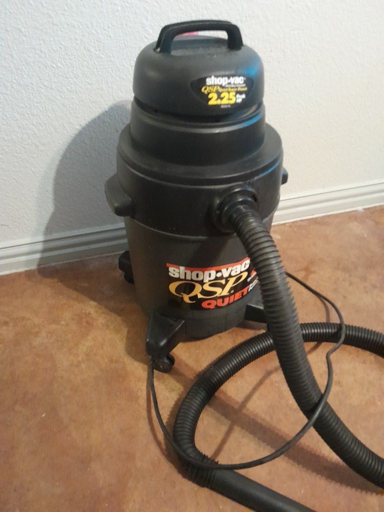 Shop-Vacuum .6 Gal. Wet/Dry