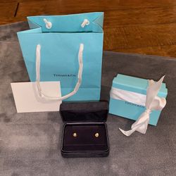 Tiffany & Co. Diamonds by the Yard® Earrings 18K Yellow Gold By Elsa Peretti .16 ctw