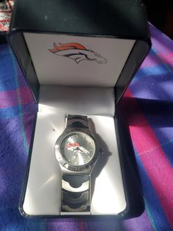 Mens  watch, by gametime,I ASK  $40.00 it's a  brand new