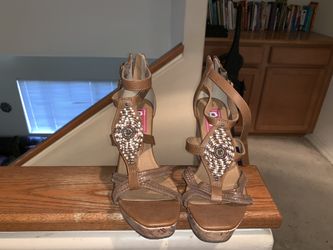 Brown cork screw wedges never worn before