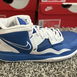Nike Kyrie 