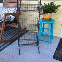 Wire Basket Stand