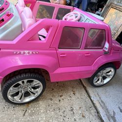 Barbie Escalade Ride On Car