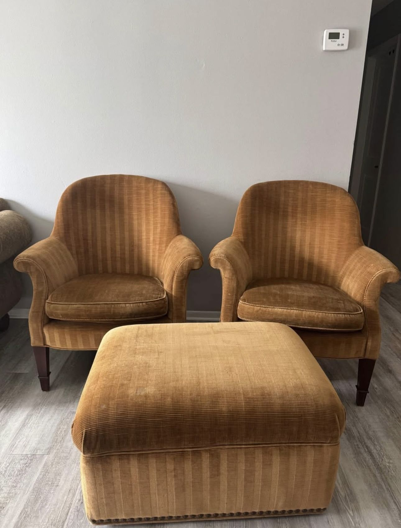 Milling Road Bakers Road Sitting Set - OR BEST OFFER