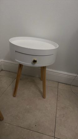 Chair like brand new