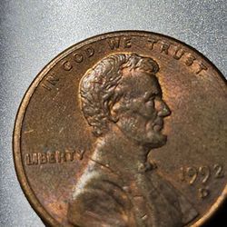 1992 close AM Lincoln penny