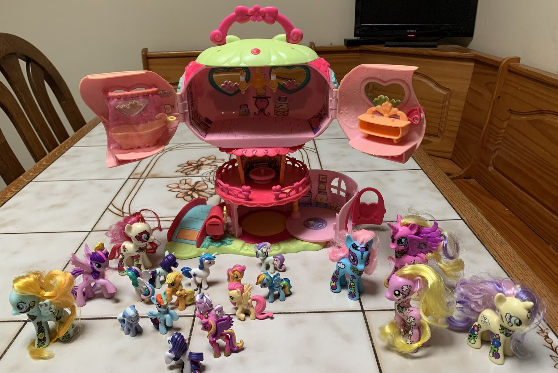 My Little Pony Light Up Treehouse With 20 My Little Ponies RARE 