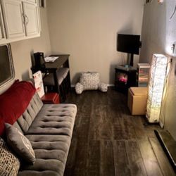 Tony Home Fifth Wheel Conversion