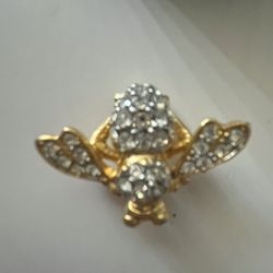 Joan Rivers Bee Pin