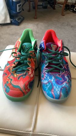 Boys basketball shoes